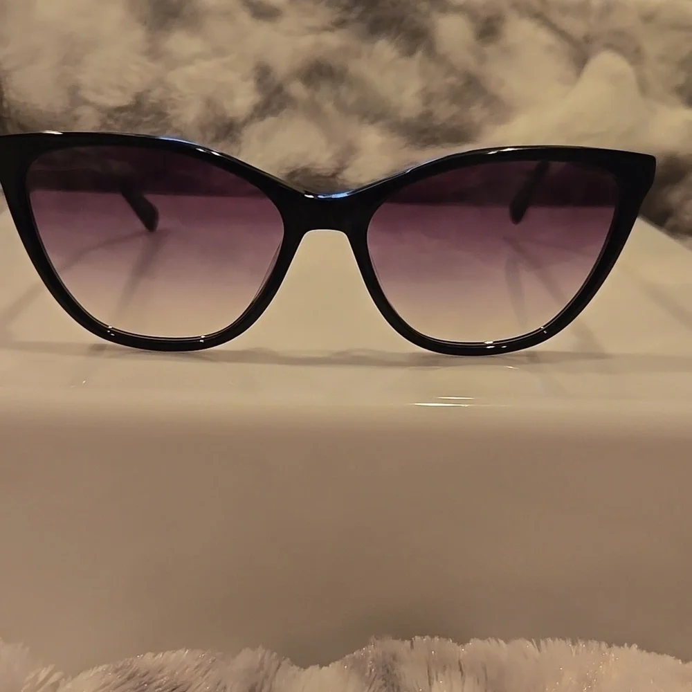 Longchamp Paris Black and Gold Cat Eye Sunglasses Brand New In Case